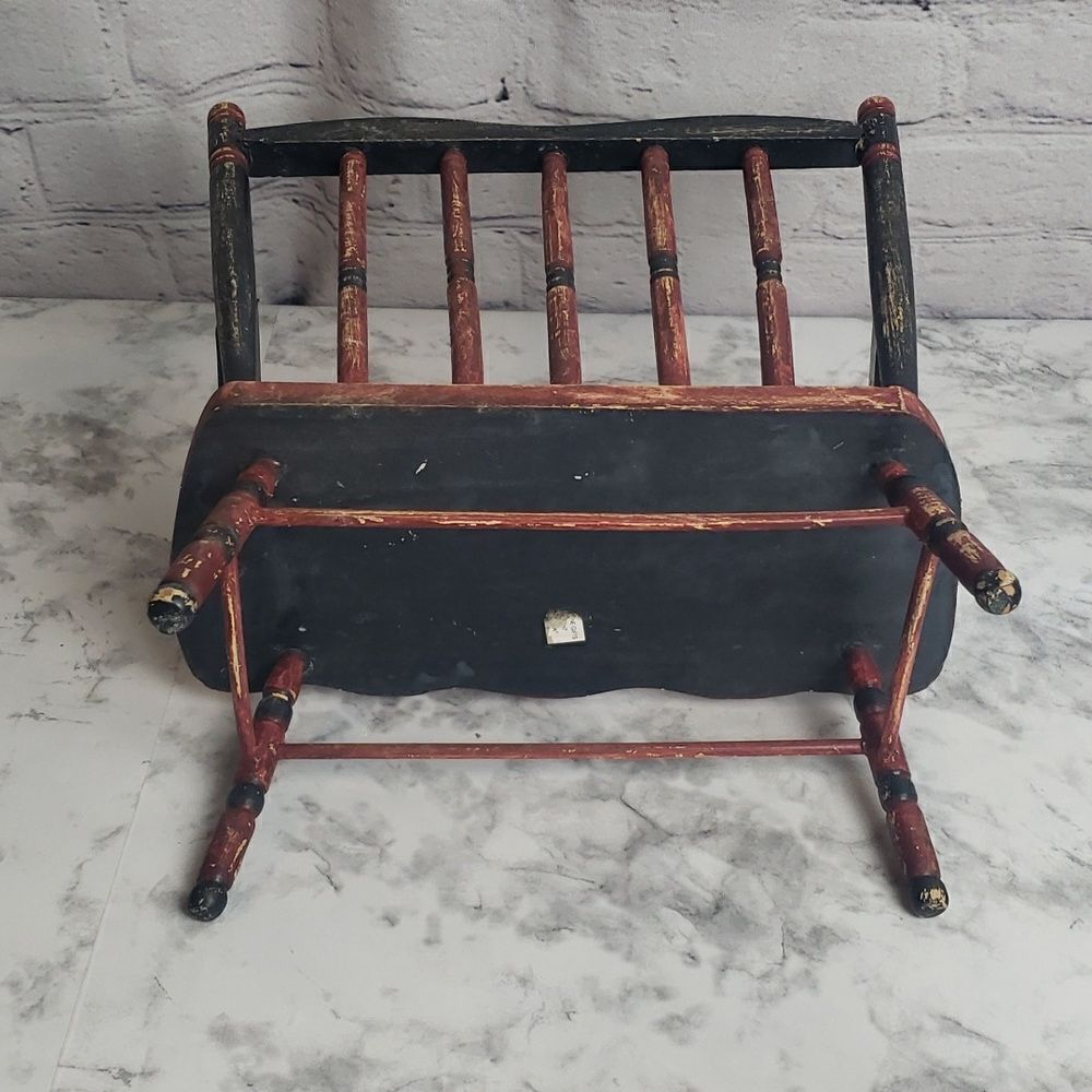 ‎Handpainted Vintage Primitive Mini Chair - Picture 6 of 11